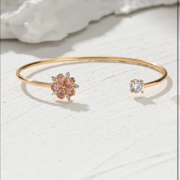 18K Gold Plated Zircon Bangle - Picture 1 of 1